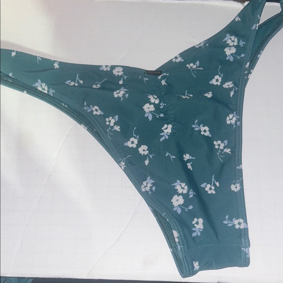 For bundles only - Hollister swim bikini bottom Green / White floral S - Picture 2 of 3